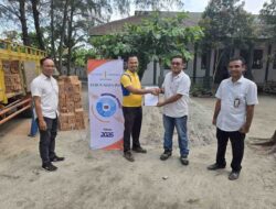PT Socfindo Kebun Matapao Salurkan Bantuan Bahan Bangunan untuk SMKN 1 Teluk Mengkudu