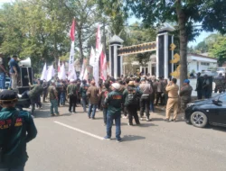 Lsm Tri Nusa Gelar Aksi Di Depan Disdik Lampung Selatan, Desak Kapsek SDM Pemulihan Dinonaktifkan